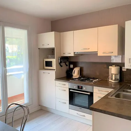 Avec Wifi Et Balcon A - Fr-1-368-345 * Perros-Guirec